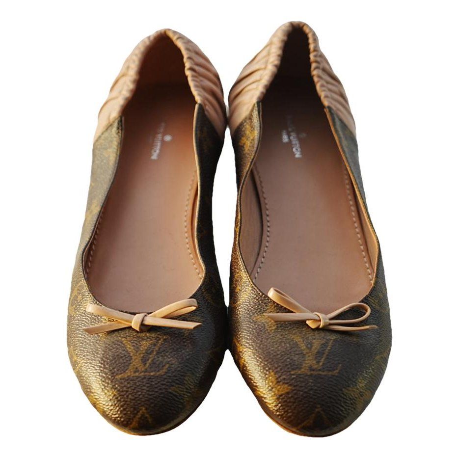Louis Vuitton Leather ballet flats - 39 EU
