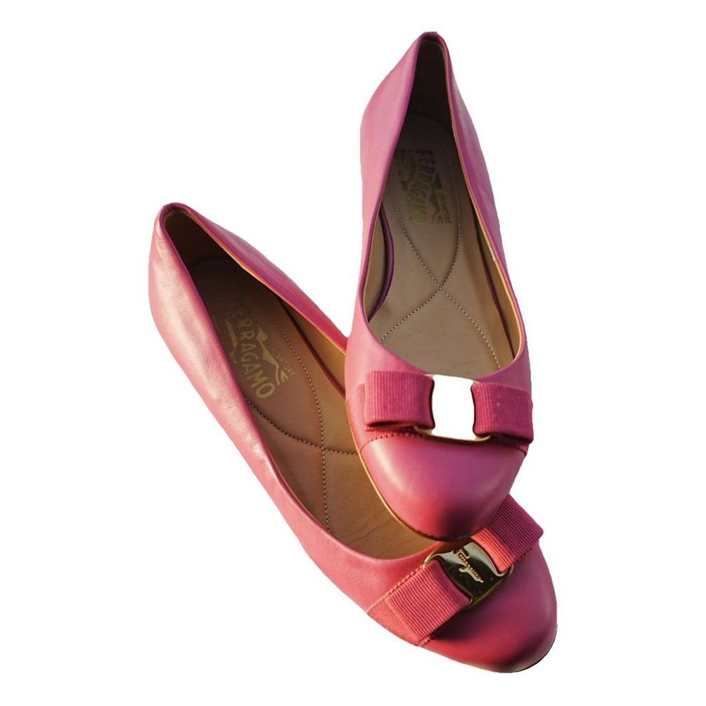 Salvatore Ferragamo Vara patent leather ballet flats - 8 US
