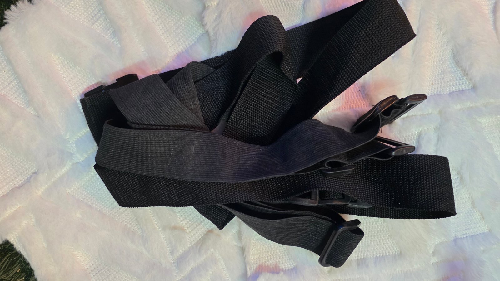 straps